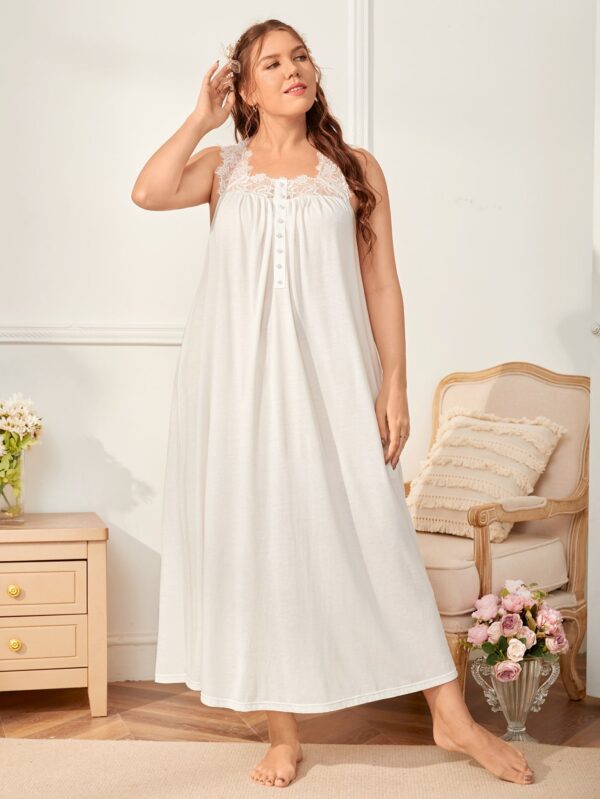 SHEIN Mulvari Plus فستان نوم من